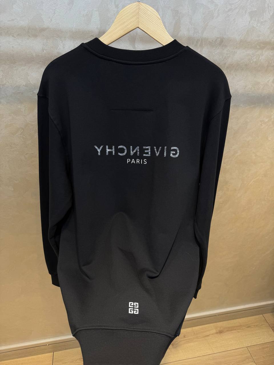 Givenchy Zwart Sweater