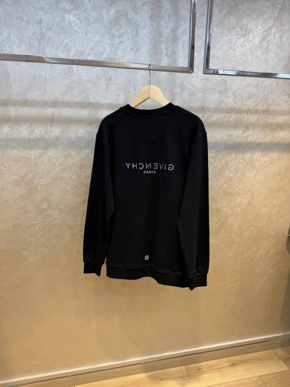 Givenchy Zwart Sweater